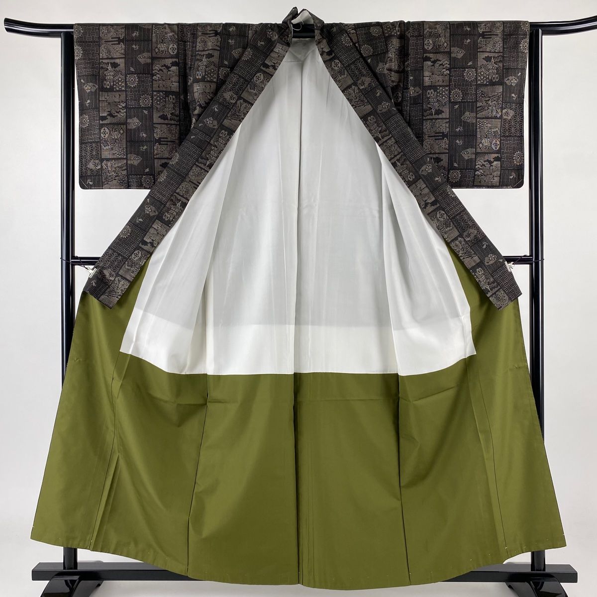 専用 KL3001 大島紬 身丈158cm 着物 正絹 大島紬 身丈158cm 裄丈64cm M 袷 純泥染 証紙 建物 動物 焦茶色
