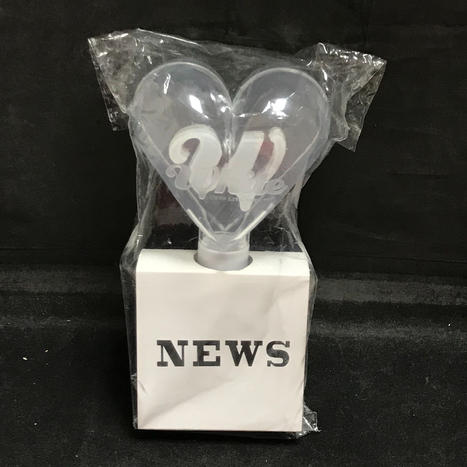 2316　NEWS　ライブグッズ　ペンライト　「NEWS LIVE TOUR 2015 WHITE 」