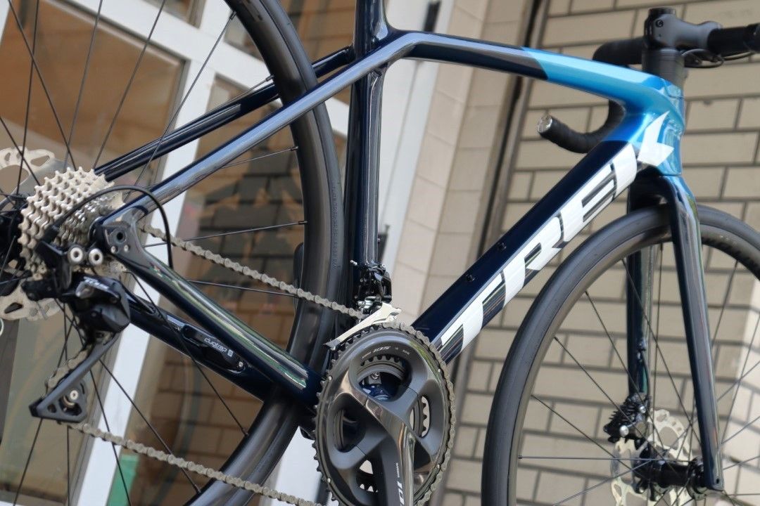 トレック TREK エモンダ ディスク EMONDA SL5 DISC 2021モデル 50サイズ シマノ 105 R7025 11S カーボン  ロードバイク 【横浜店】 - メルカリ