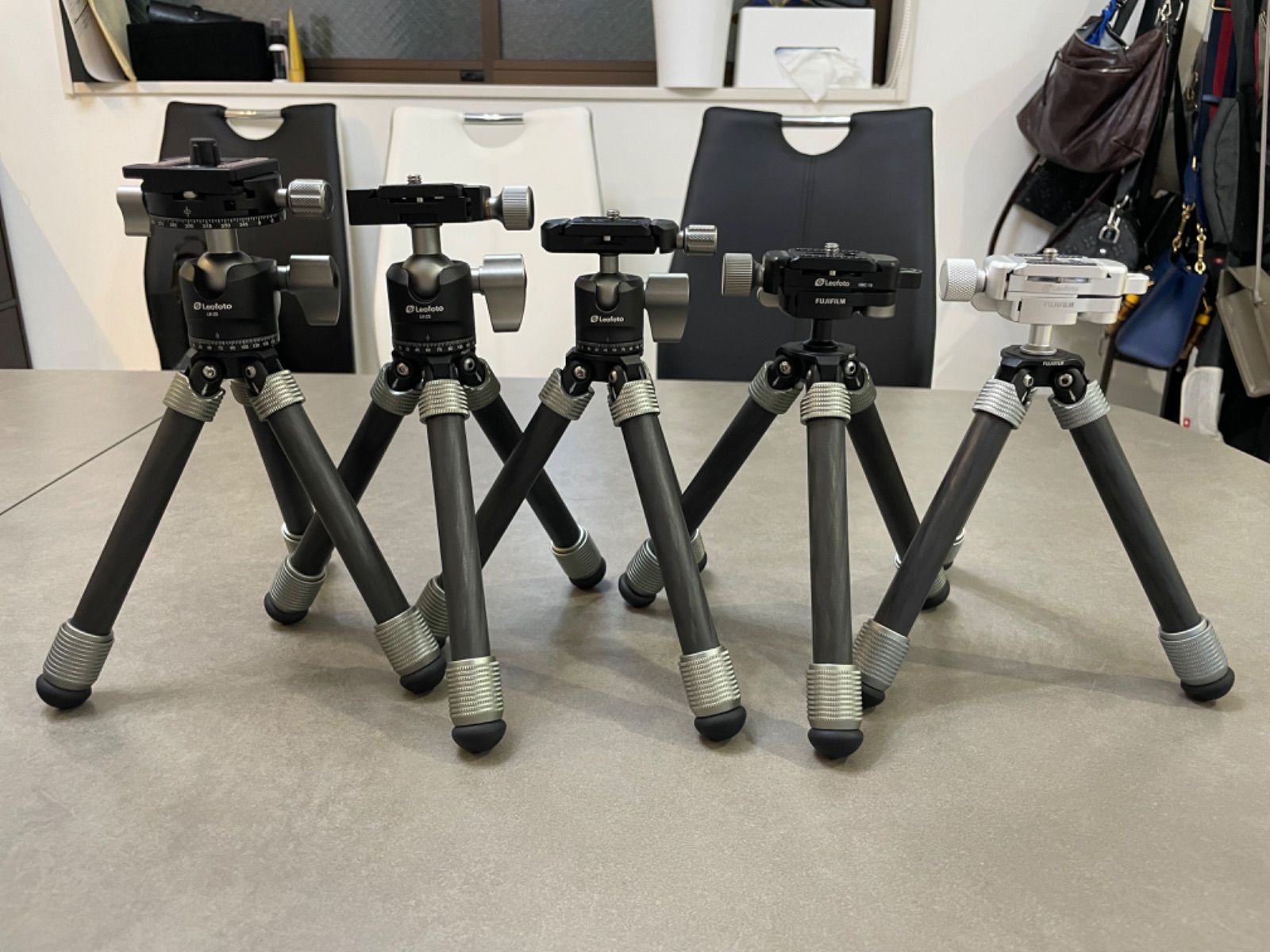 Leofoto MT-02Pro+LH-22 ブラック三脚雲台セットカーボンミニ Leofoto MT-02Pro+LH-22 ブラック カーボンミニ三脚雲台セット