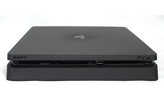 bn:5] SONY プレイステーション4 1TB ブラック CUH-2000BB01 外箱