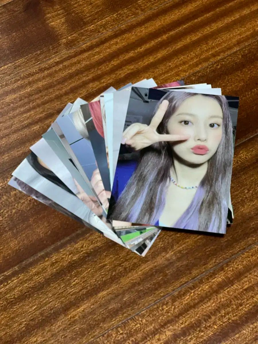 IZ*ONE - COLOR*IZ　24枚　キノトレカ　フルセット　IZ*ONE　キノ封入特典 IZ*ONE(アイズワン) 幻想童話 キノ KINO アルバム フルセット