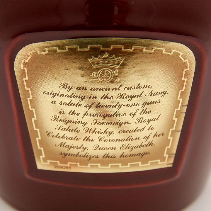 古酒】スコッチ ウイスキー ロイヤルサルート 21年 赤陶器 ボトル 巾着 箱付 1000ml 43% ROYAL SALUTE ブランド酒 洋酒 お酒  アルコール 赤 - メルカリ