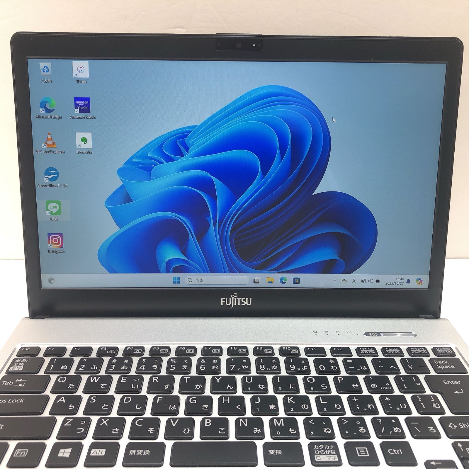 富士通 LIFEBOOK S937/S 本体/充電ケーブル付き
