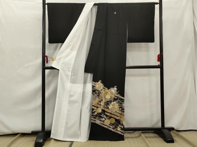 D687 黒留袖　華文　金彩　落款　正絹　着物　袷　　極美品 平和屋着物□豪華黒留袖 雪輪花文 金彩 正絹 逸品 AAAX4974gw