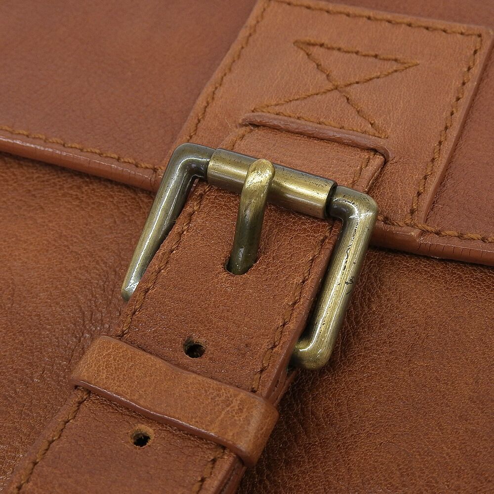 ハンティングワールド 新品同様バッファローレザーバッグ ハンティング