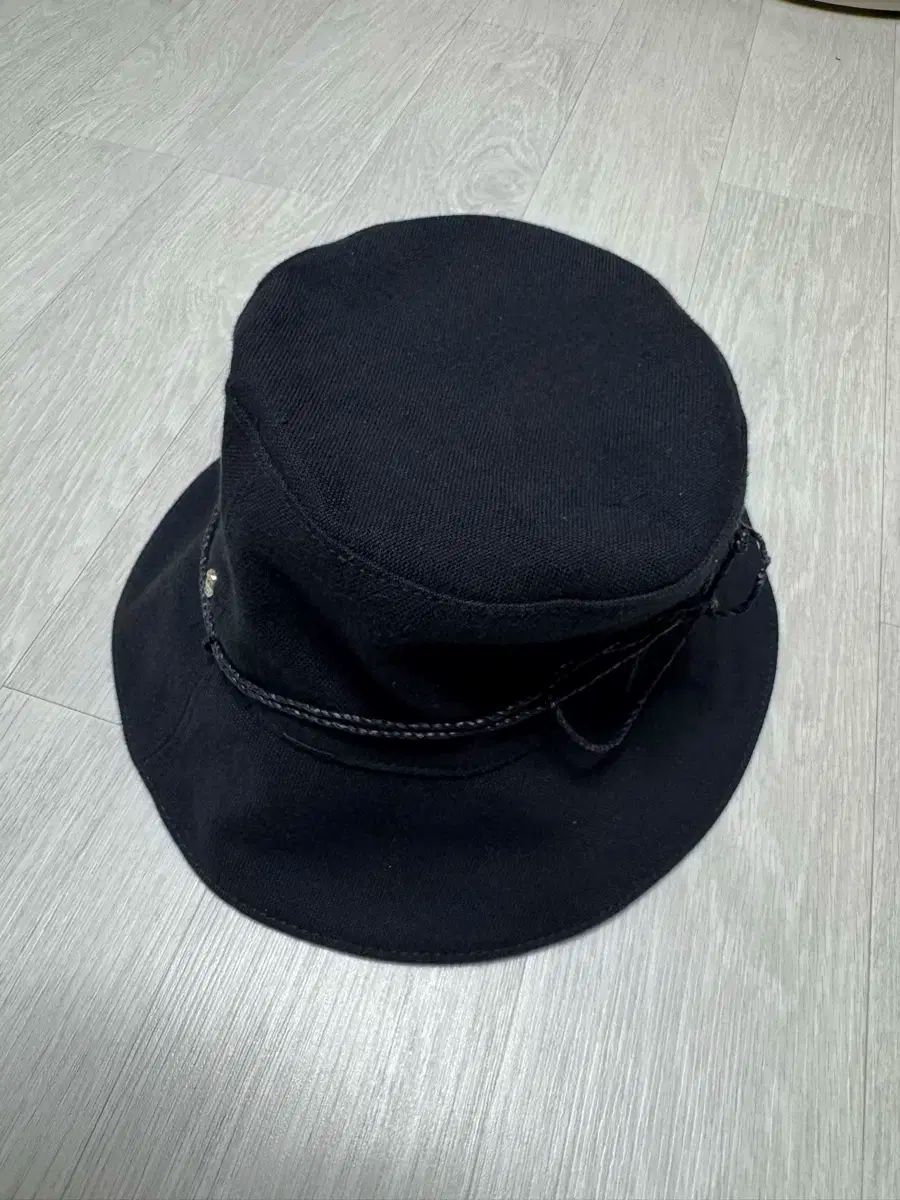 ヘレンカミンスキー Blaise ナチュラル×ブラック ヘレンカミンスキー