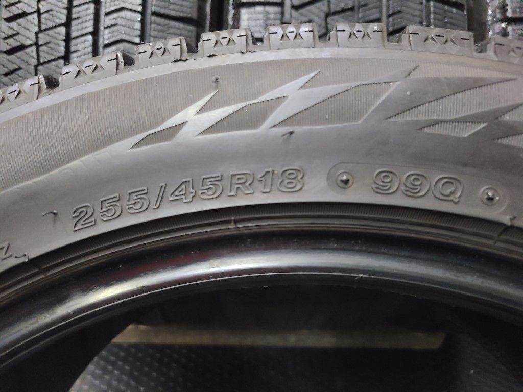BS BLIZZAK VRX2 255/45R18 18インチ スタッドレス 4本 2018年製 バリ 