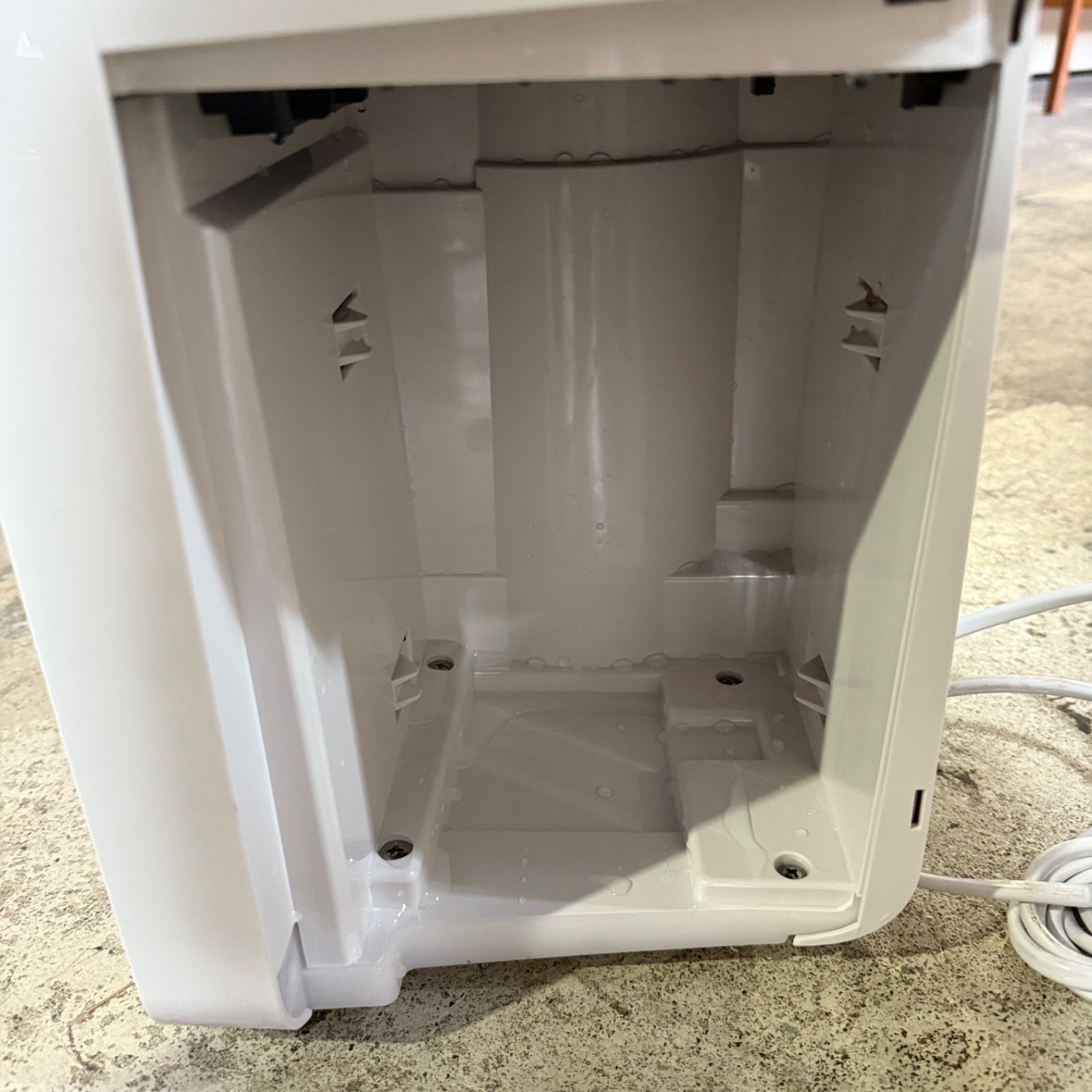 SHARP 衣類乾燥除湿機 CV-R71 2023年製 - メルカリ