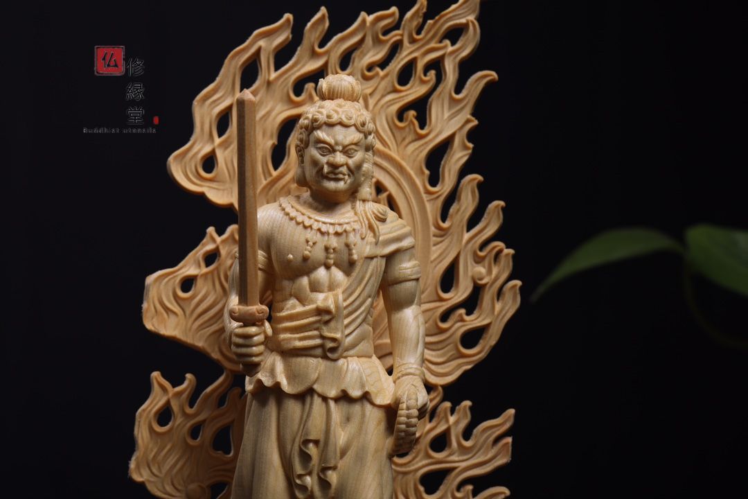 【修縁堂】仏像立像 一刀彫り 仏師彫り 手作り 木彫り細密彫刻 不動明王像 修縁堂】大迫力 木彫り 仏像 不動明王立像 不動尊 彫刻 一刀彫