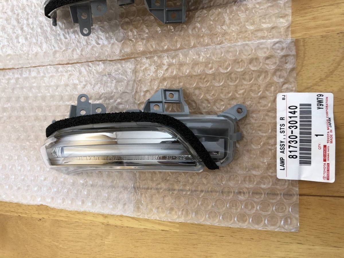 純正 マークX GRX130 ドアミラーサイドターンランプ ミラーウインカー 