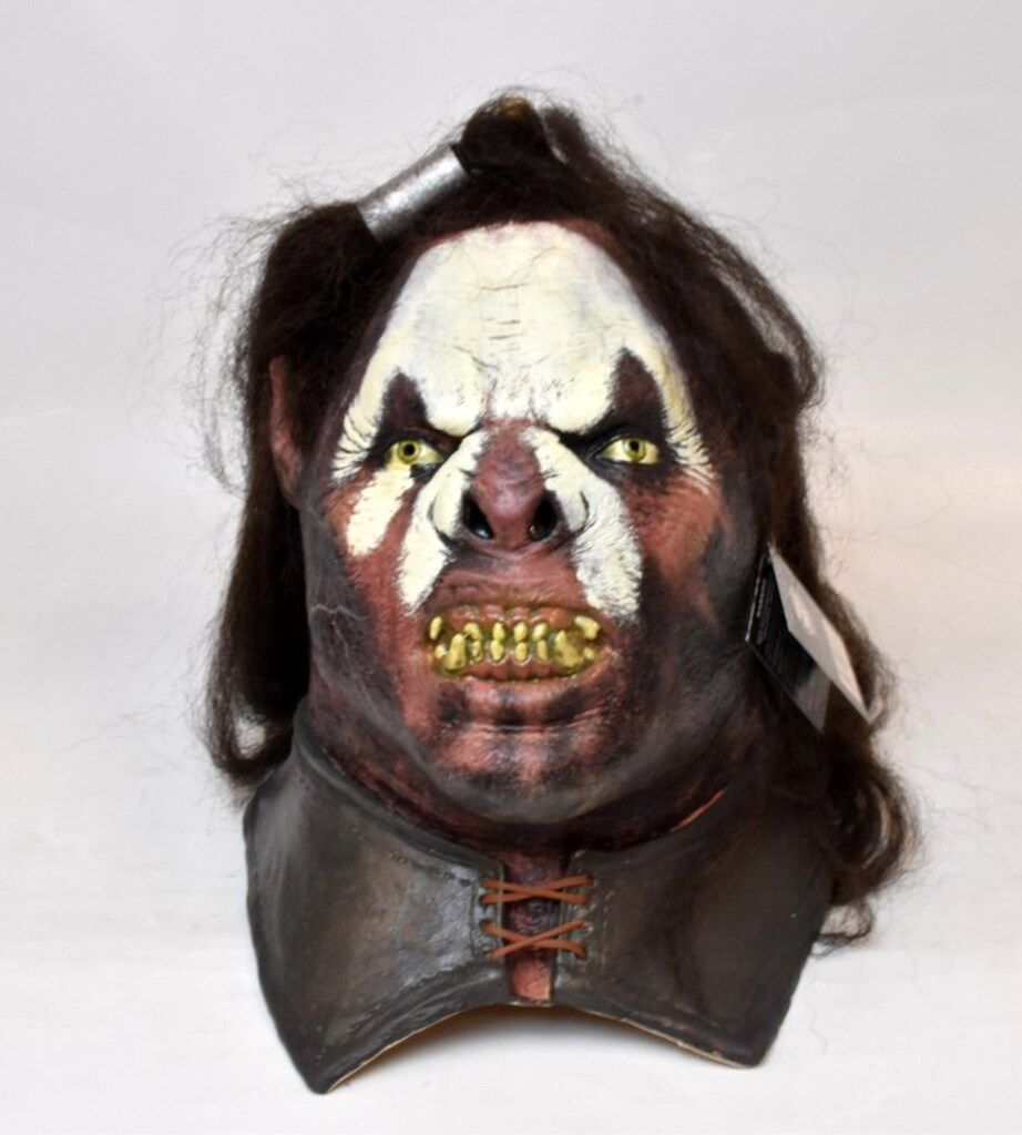TRICK OR TREAT STUDIO MASK LURTZ