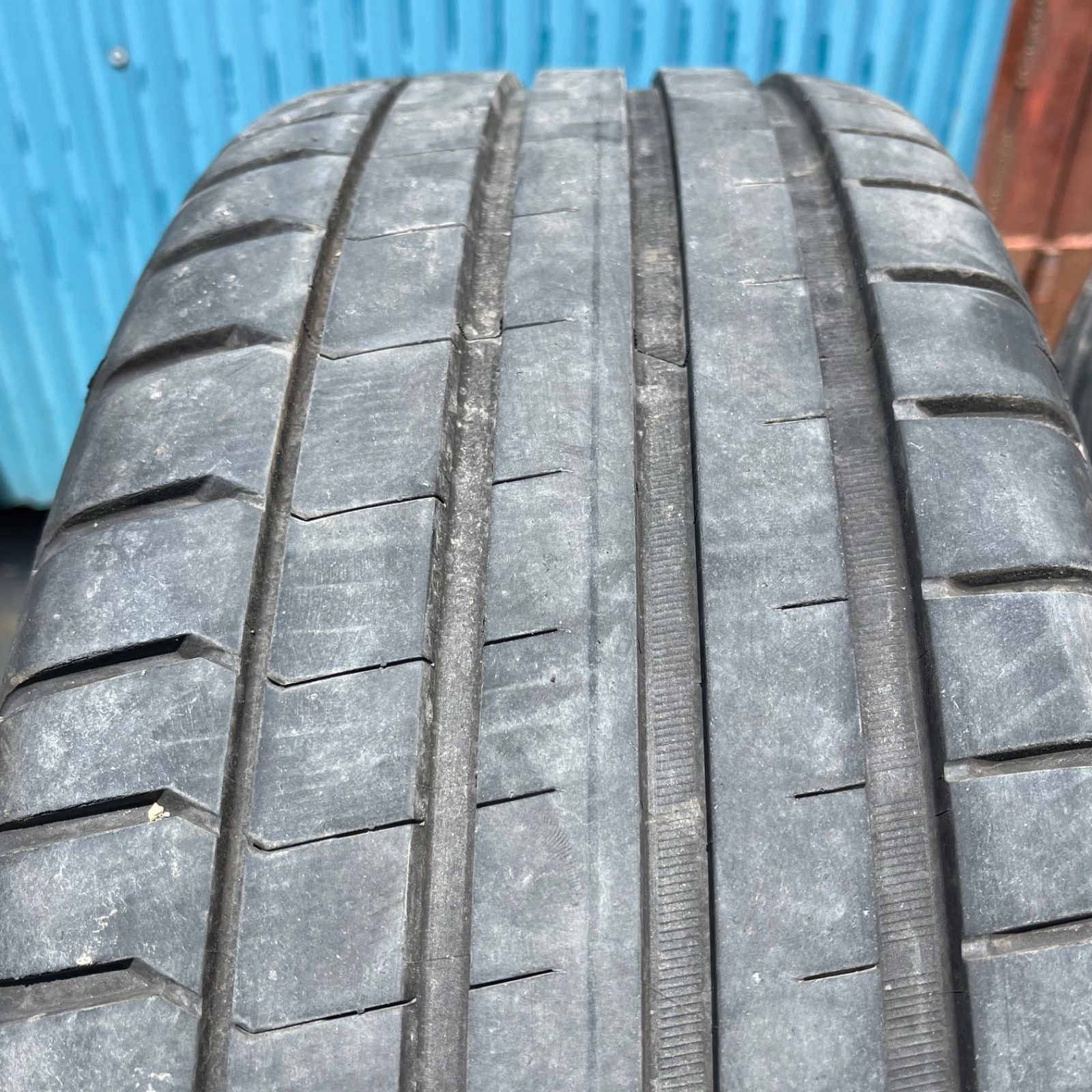 225|45R18インチ 5穴