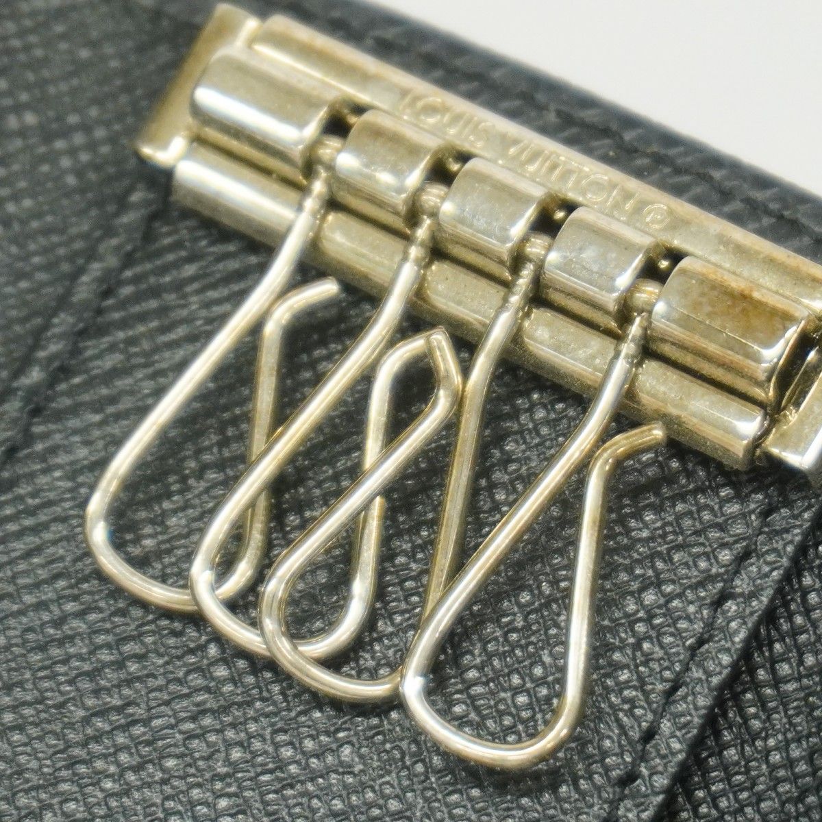 ☆SALE【5ce5626】ルイヴィトン キーケース タイガ ☆SALE【5ce5626】ルイヴィトン キーケース タイガ