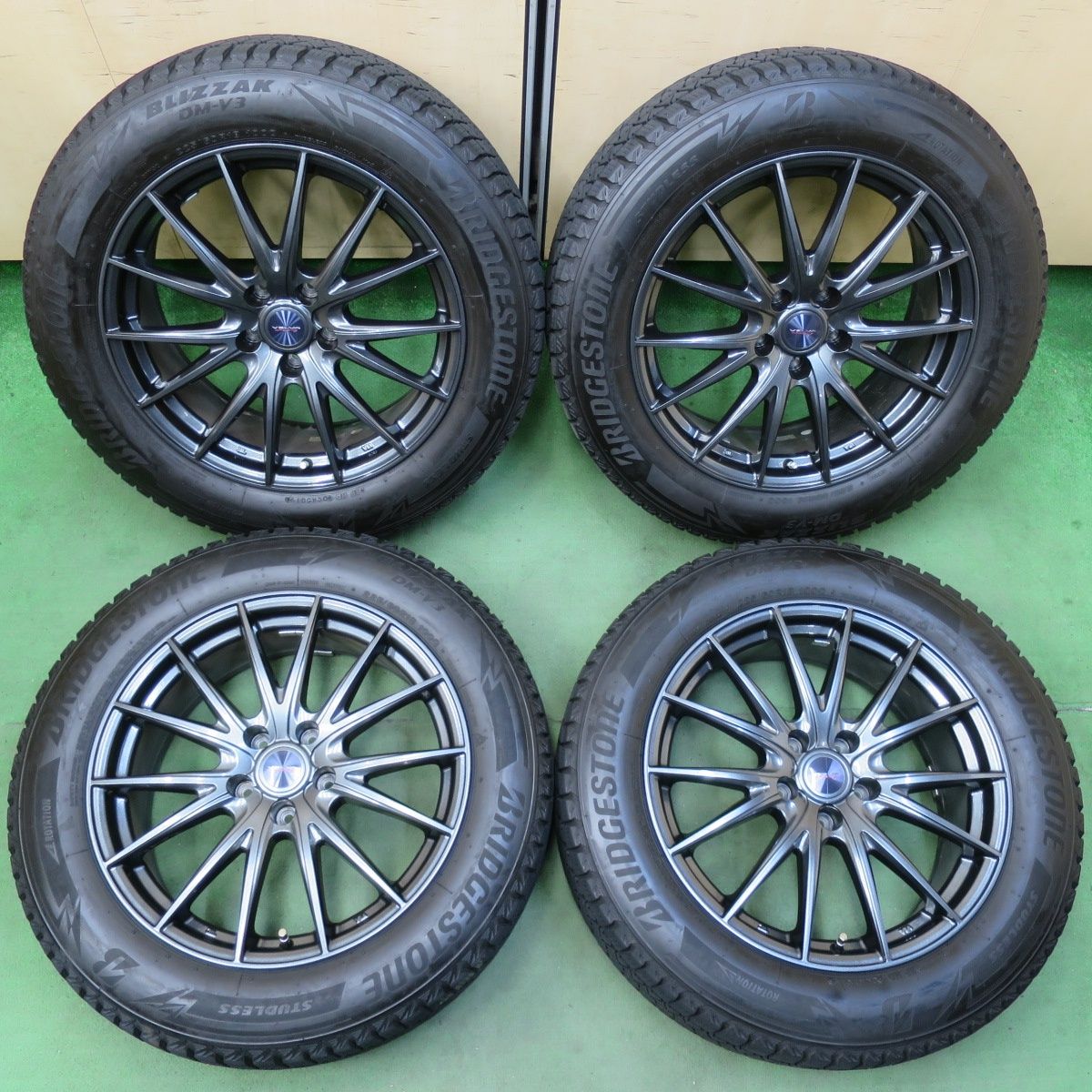 キレイ☆スタッドレス 225/60R18 ブリヂストン ブリザック DM-V3 VELVA