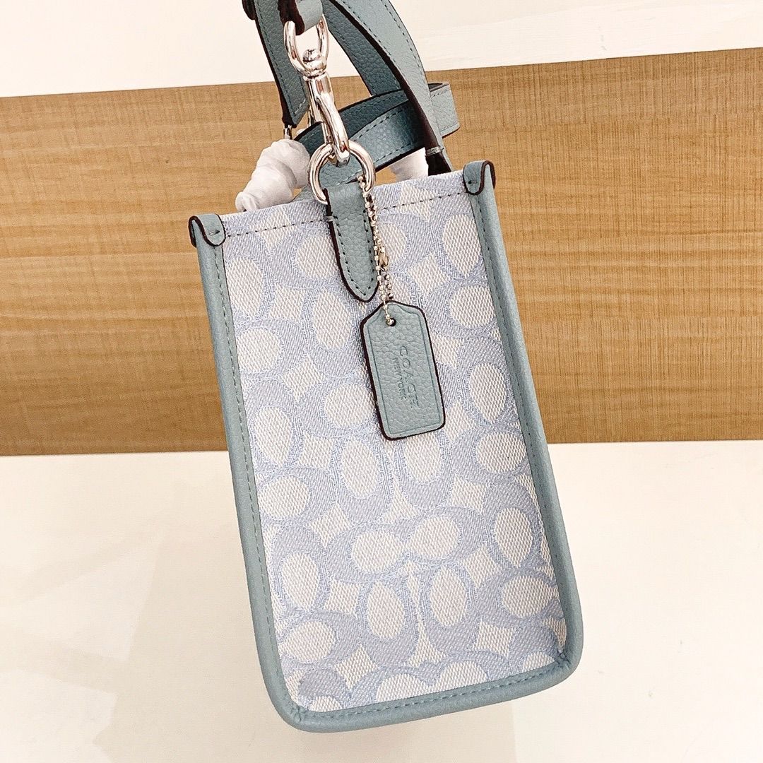 COACH デンプシー トートバッグ22 シグネチャージャカード 新品未使用