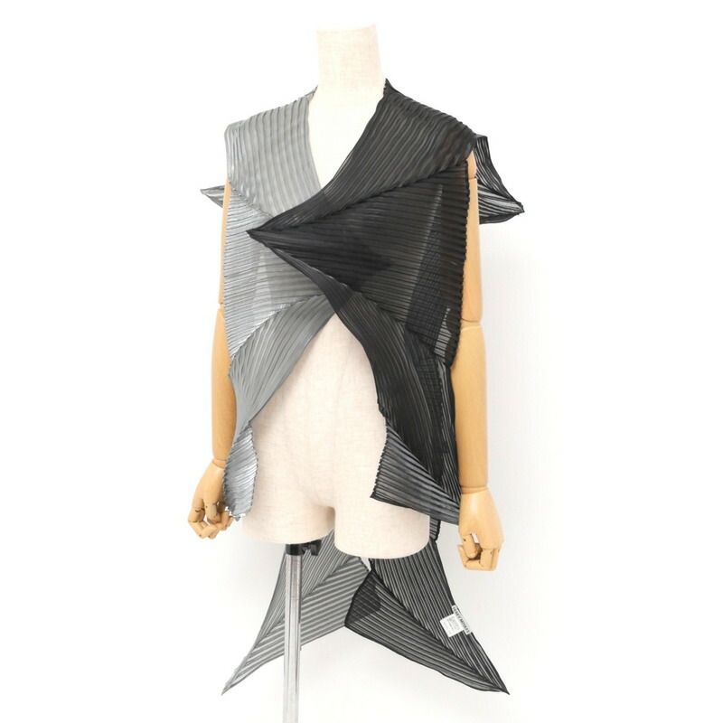 □美品□ISSEY MIYAKE イッセイ ミヤケ プリーツ ショール