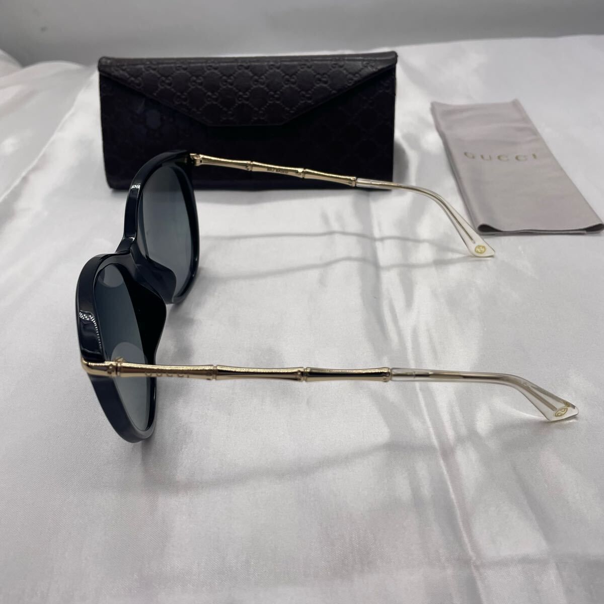 GUCCI サングラス　バンブー　GG3777FS　美品 ✓GUCCI サングラス バンブー GG3777 メンズ ロゴ入り ケース