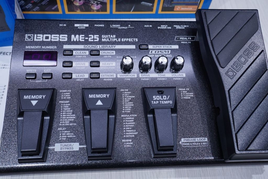 BOSS マルチエフェクター ME-25 ＡＣアダプタ付き - メルカリ