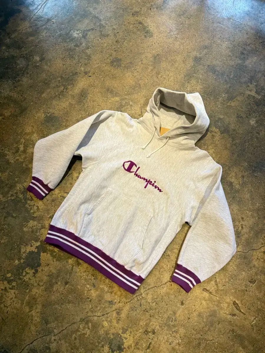 【雷市場（ポンジャン）商品韓国直送】 90s Champion(チャンピオン) リバースウィーブ パーカー (L)