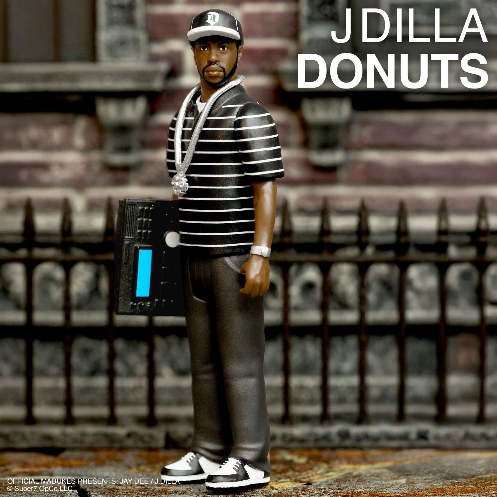J DILLA / J DILLA REACTION FIGURES WAVE 01 - J DILLA (DONUTS