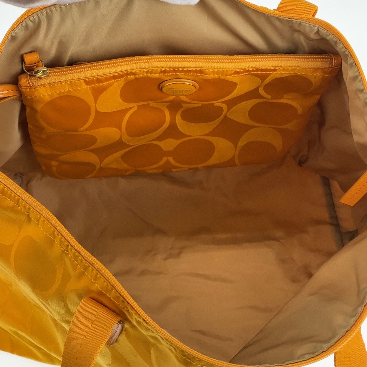 COACH コーチ シグネチャー イエロー ゴールド金具 ナイロン