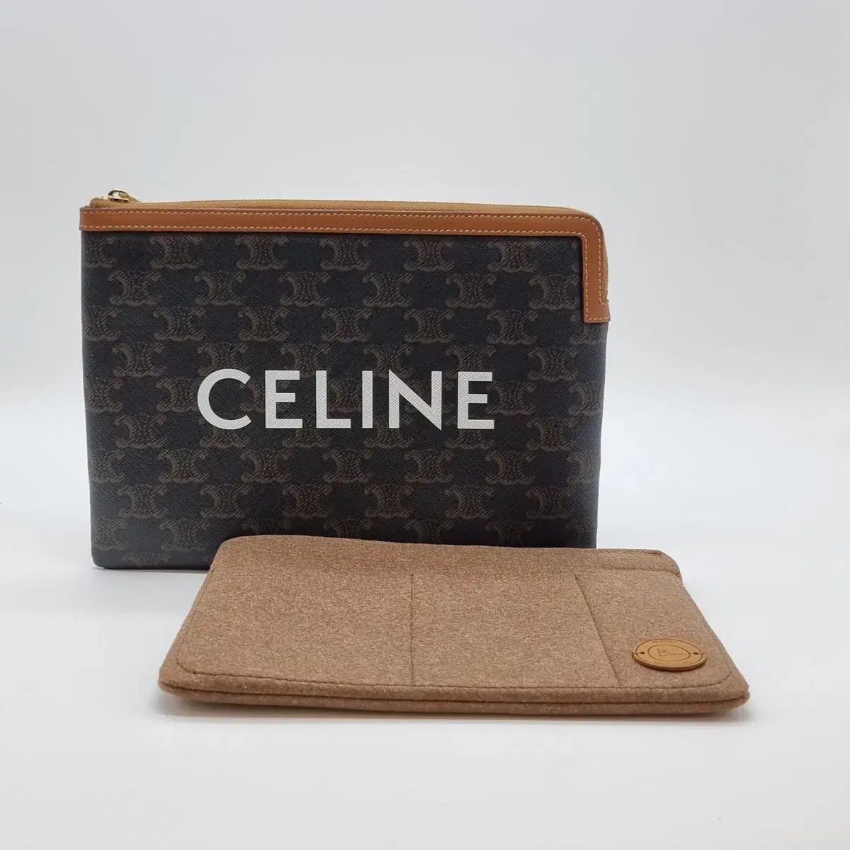 美品 CELINE Cロゴ トリオンフ柄 ポーチ 美品 CELINE Cロゴ トリオンフ柄 ポーチ
