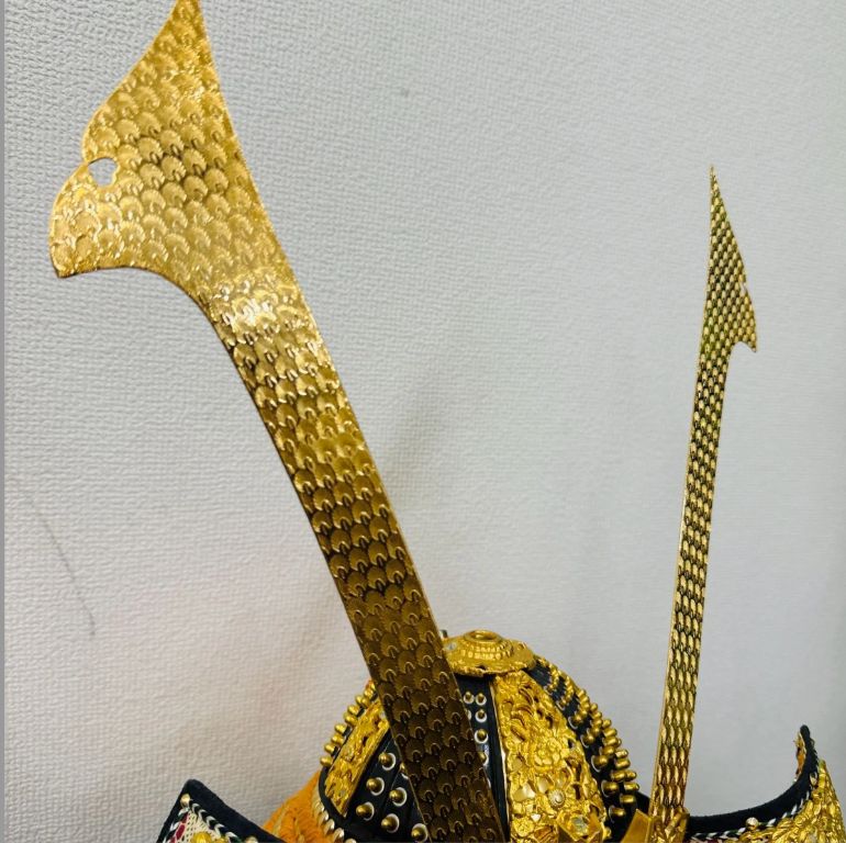 美品）兜飾り中古一式秀月金色京造り高級