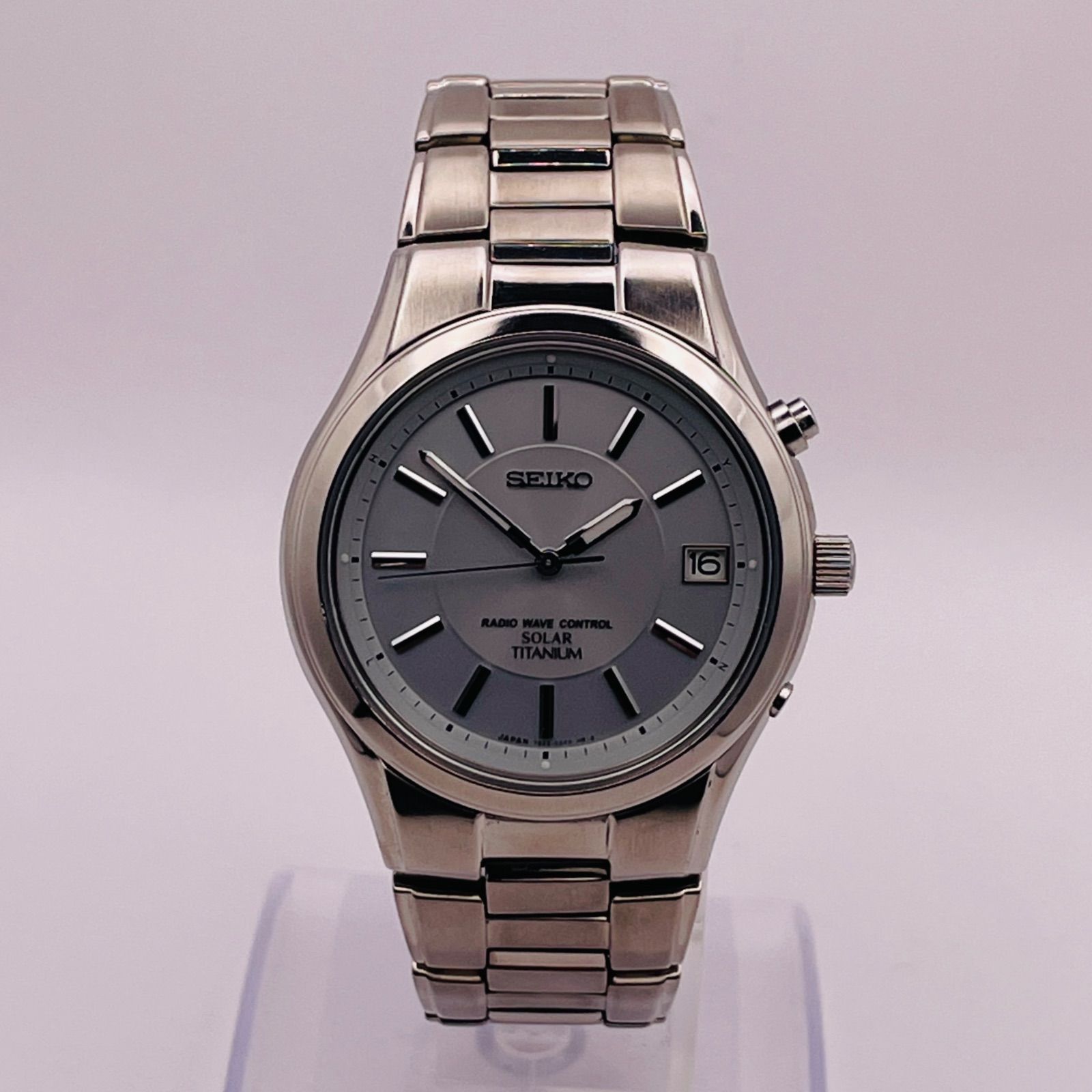 T630）希少! 美品【渡辺力氏デザイン】SEIKO セイコー 電波ソーラー 
