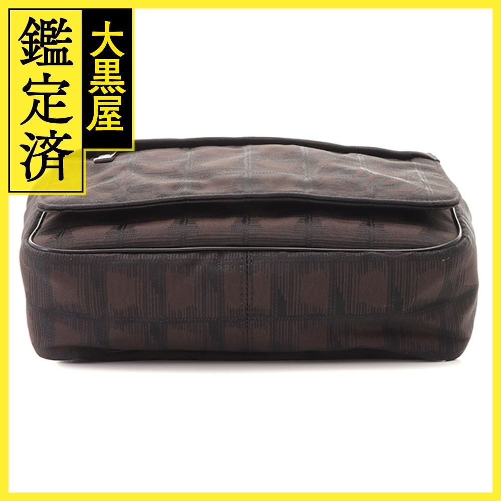 シャネル ニュートラベルラインウエストバッグ