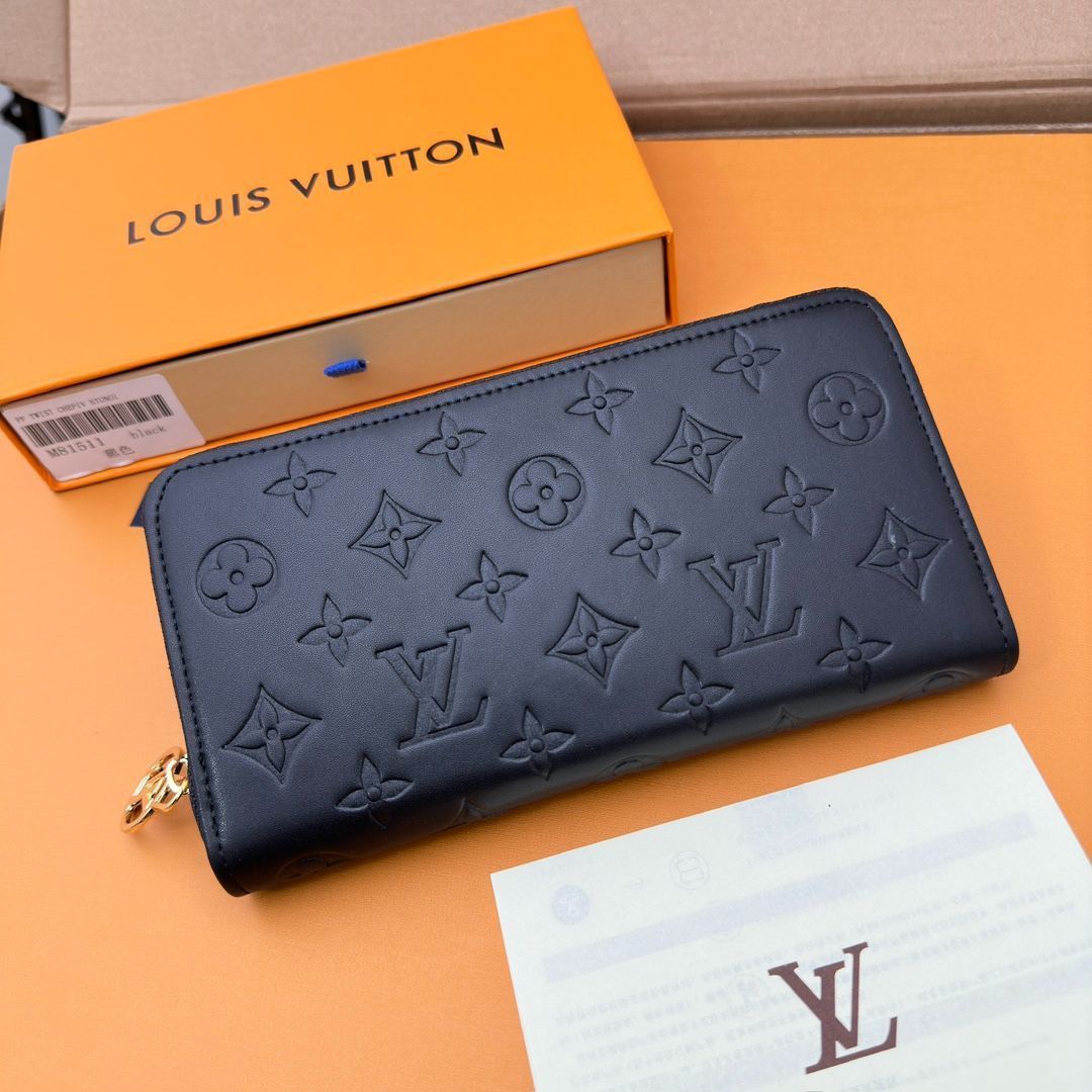 本日限定特価】Louis Vuitton クッション ウォレット 19.5×10.5