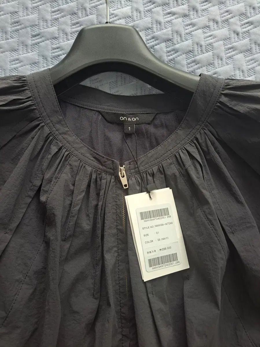 ブラウスタイプ ジャケット