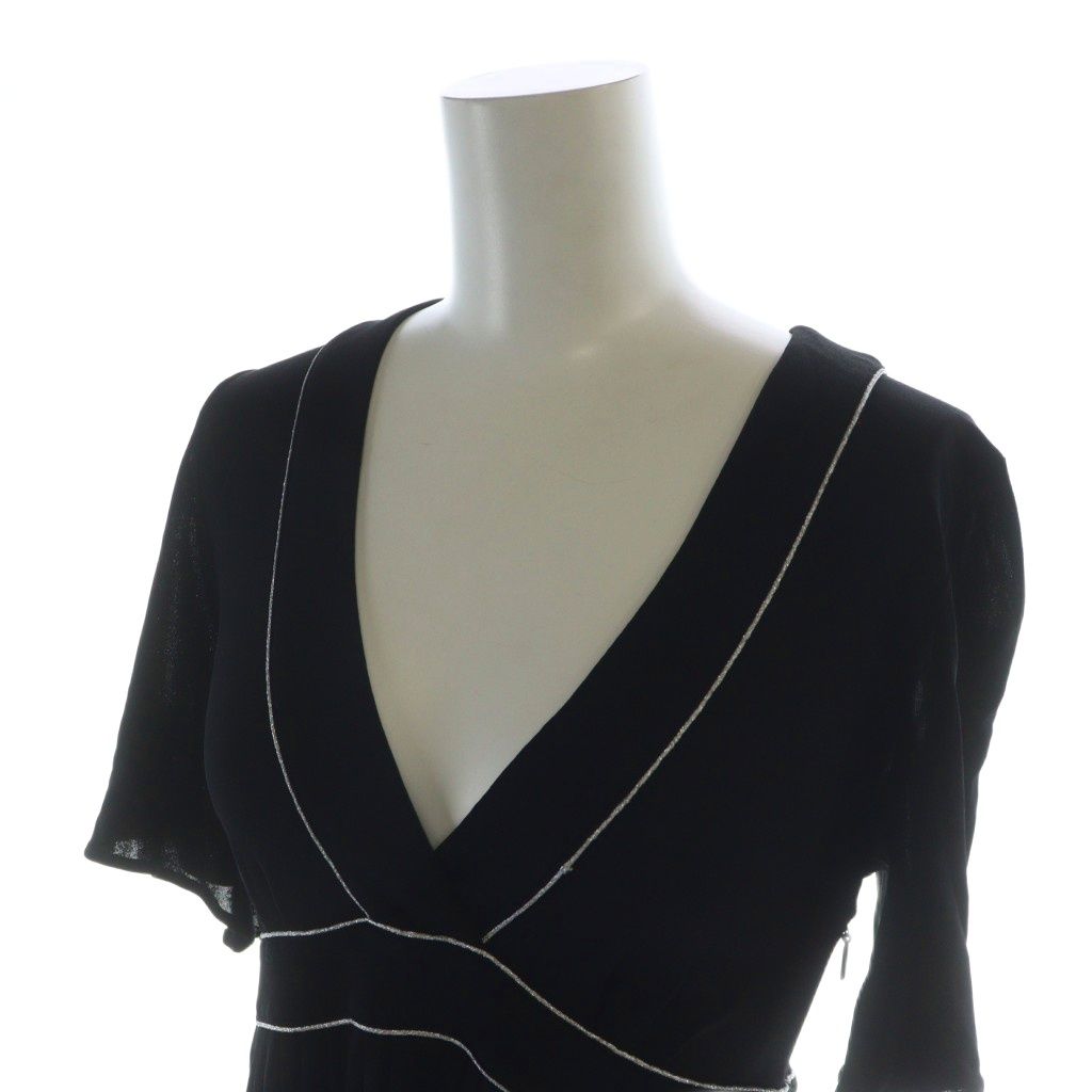 Vネック パイピング