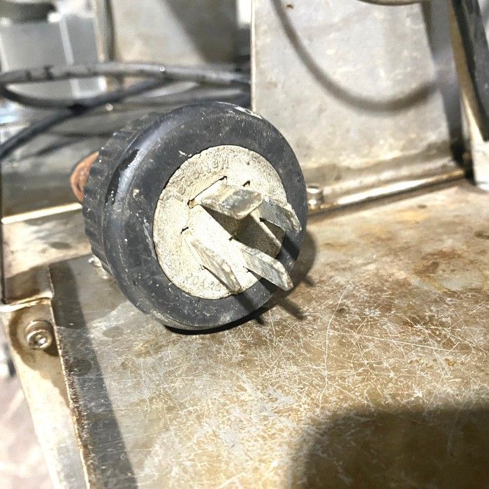 イナモク 高速牛蒡皮むき機