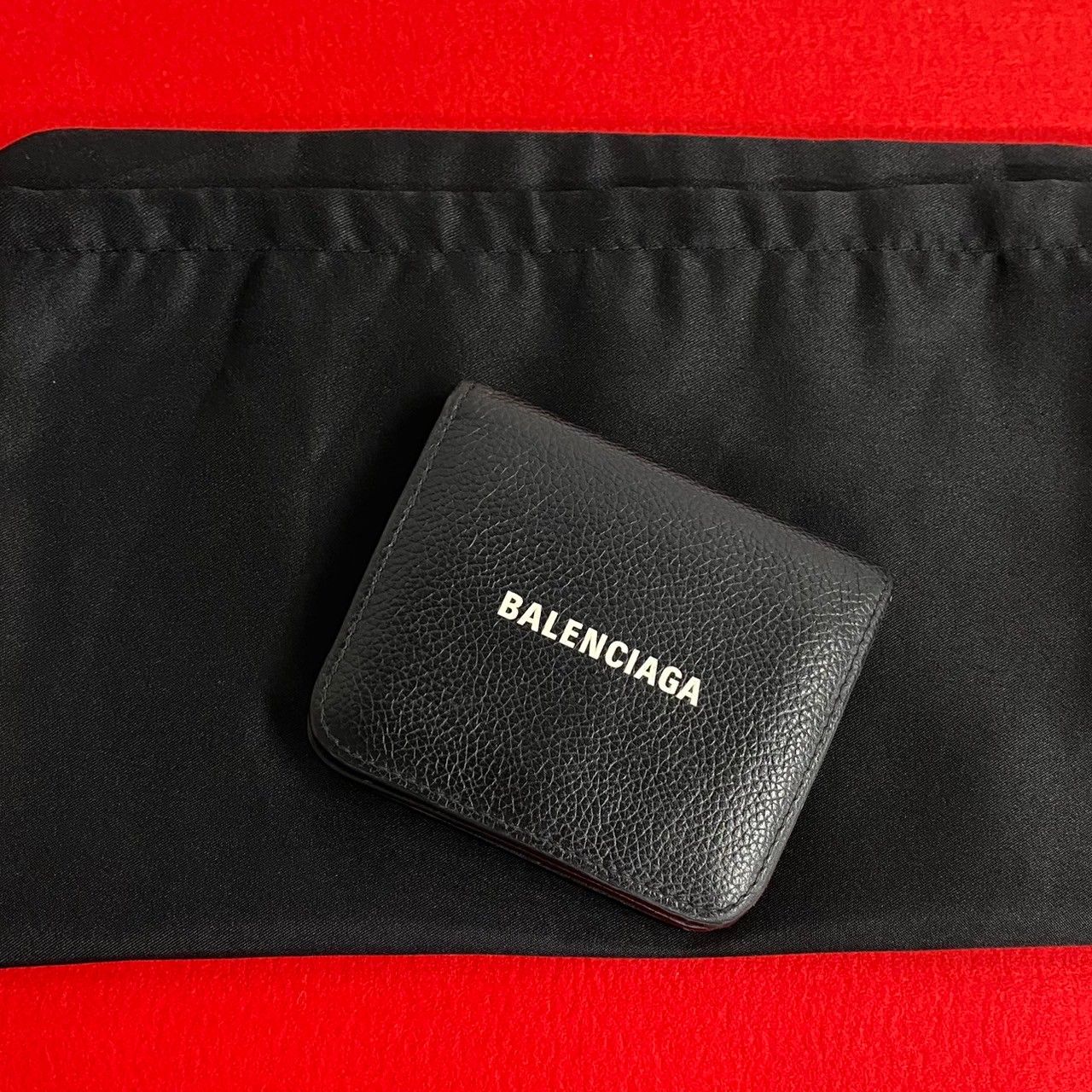 美品 BALENCIAGA 二つ折り 財布 ウォレット 黒 ブラック 美品