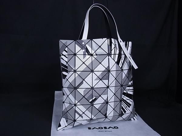 BAO BAO ISSEY MIYAKE バオバオイッセイミヤケ MANGA PVC ハンドバッグ トート ホワイト系×ブラック系 FM7316
