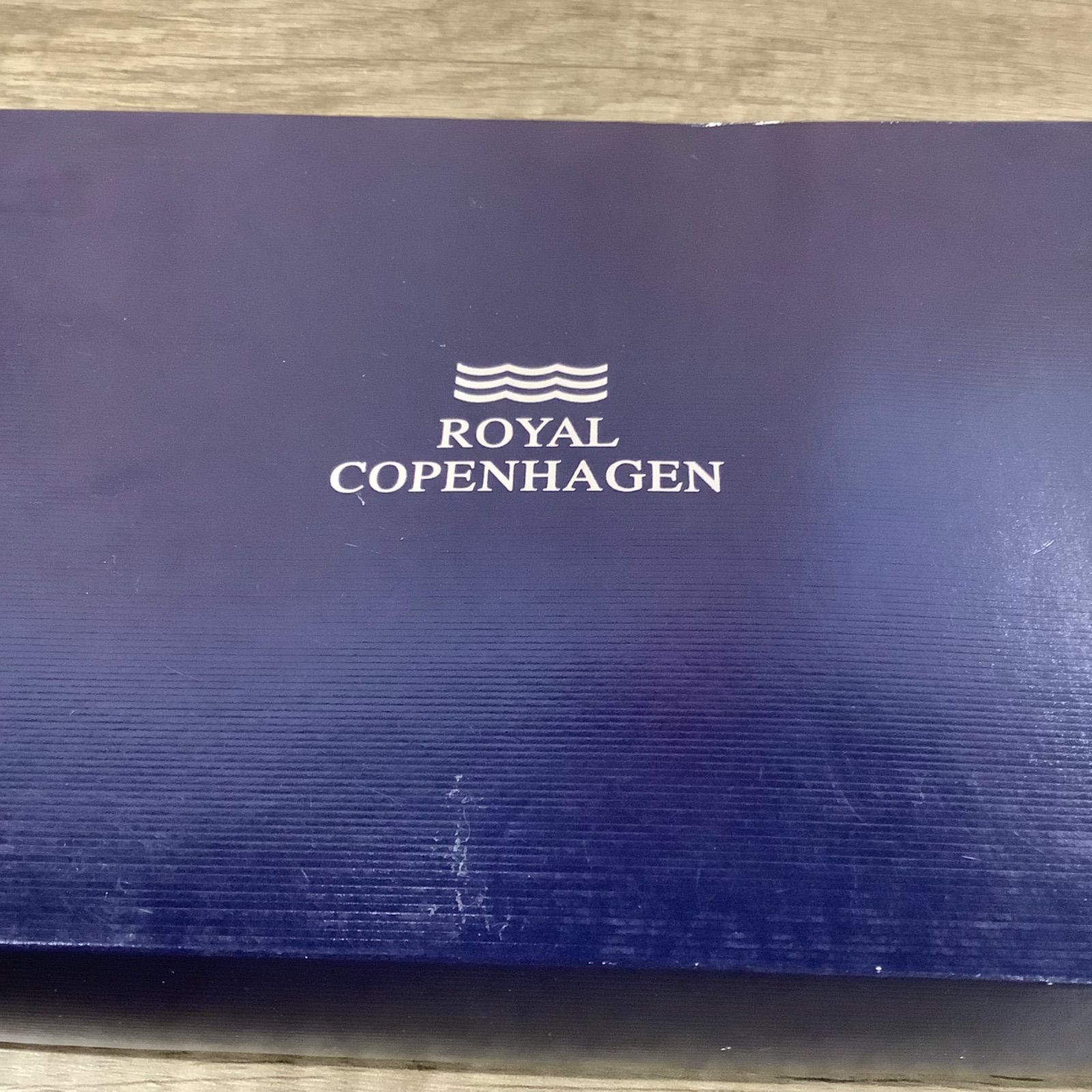 ジャンク品　未使用　箱付き　ロイヤルコペンハーゲン　ROYAL COPENHAGEN タオルセット　花柄　白　青　B299