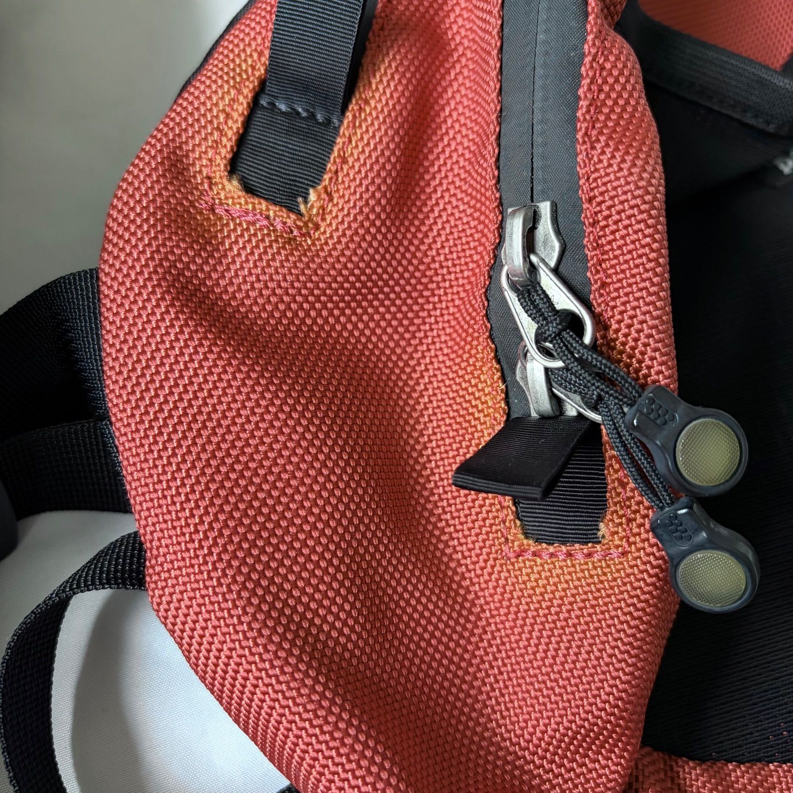 Patagonia パタゴニア ATOM Sling Bag ワンショルダーバック アトム 