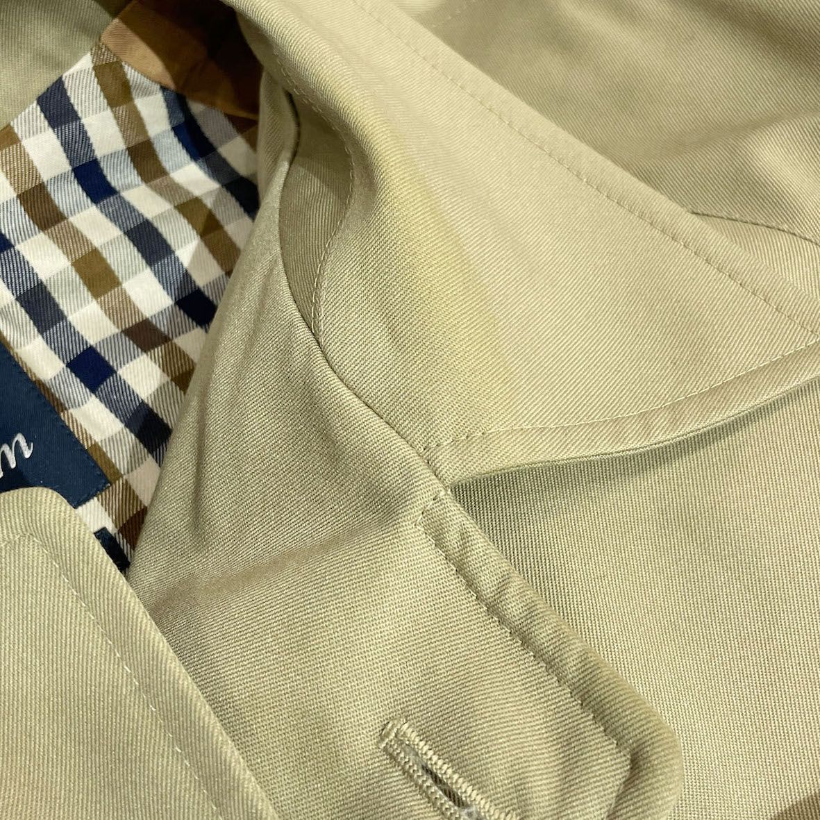Aquascutum アクアスキュータム 英国製 裏チェック ステンカラーコート
