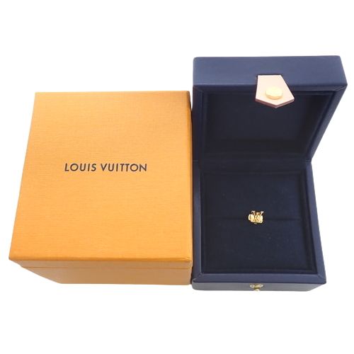 LOUIS VUITTON(ルイ・ヴィトン) ブックル ドレイユ LVピラミダル