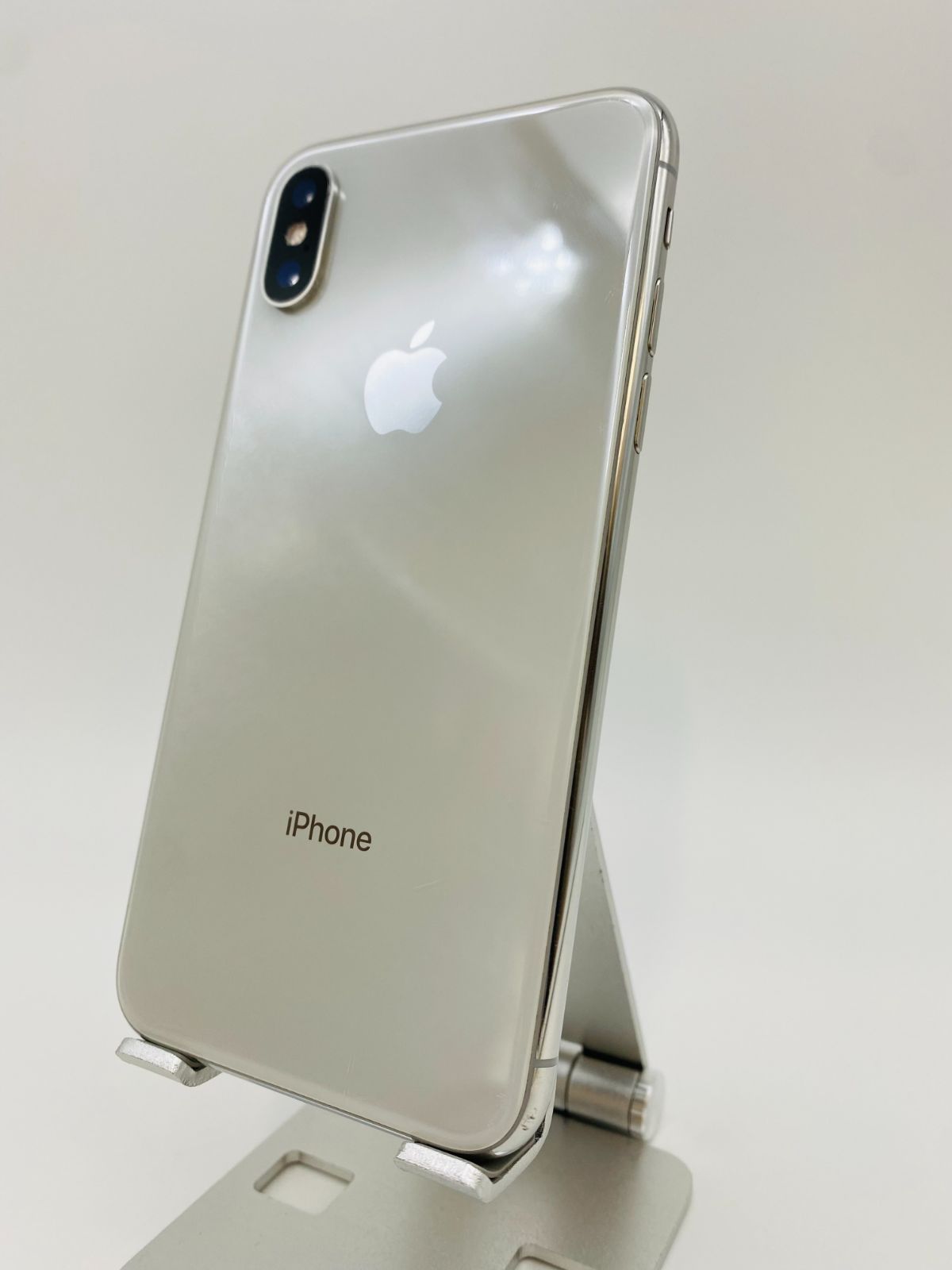 割引クーポン配布中!! iPhoneXS 256G シルバー/新品バッテリー100