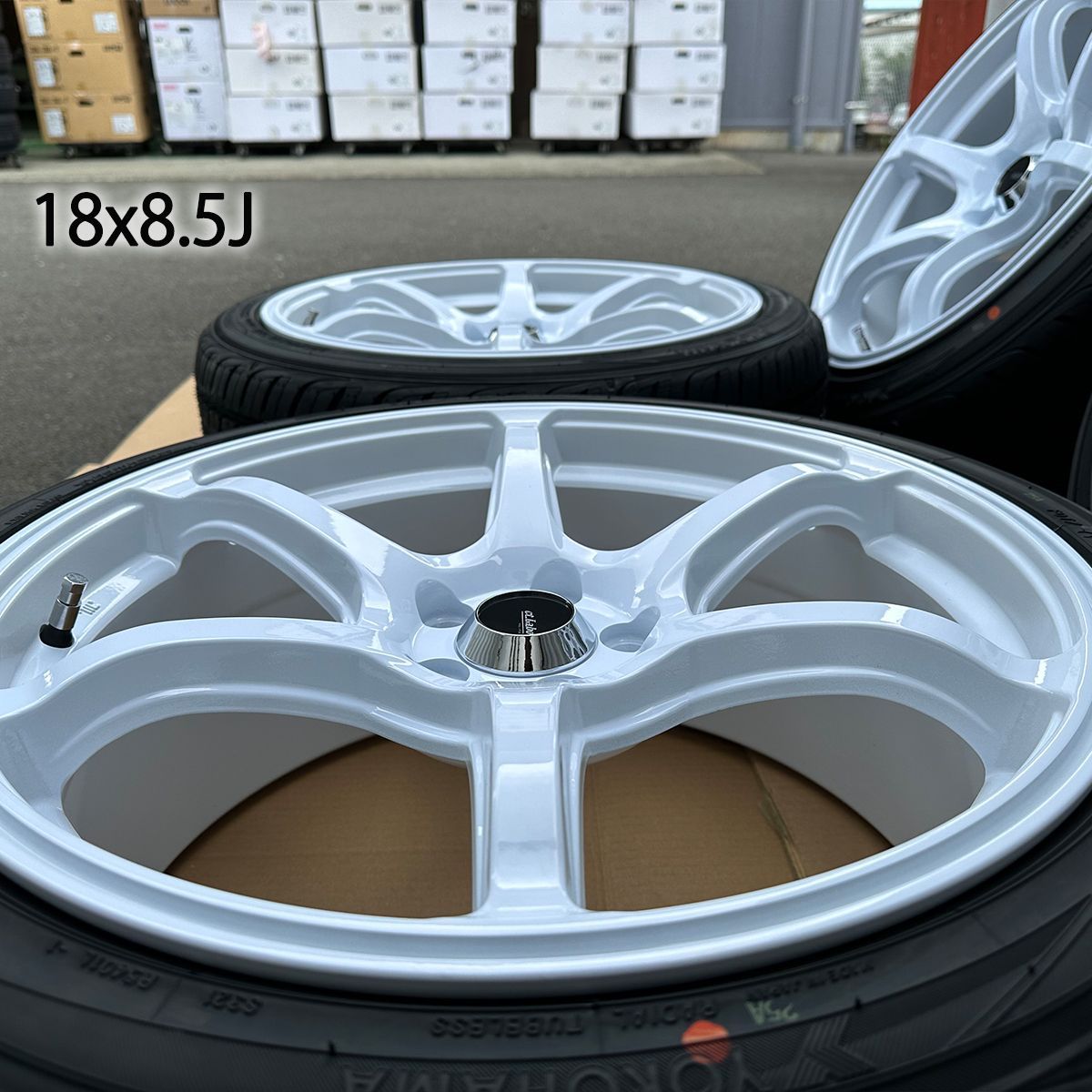 トヨタ 86 スバル BRZ 18インチ タイヤホイールセット 4本セット 