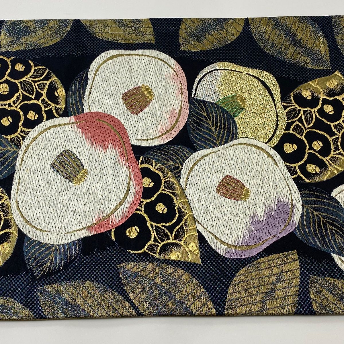 袋帯 秀品 椿 金銀糸 ラメ箔 黒 六通 正絹 【中古】 - メルカリ