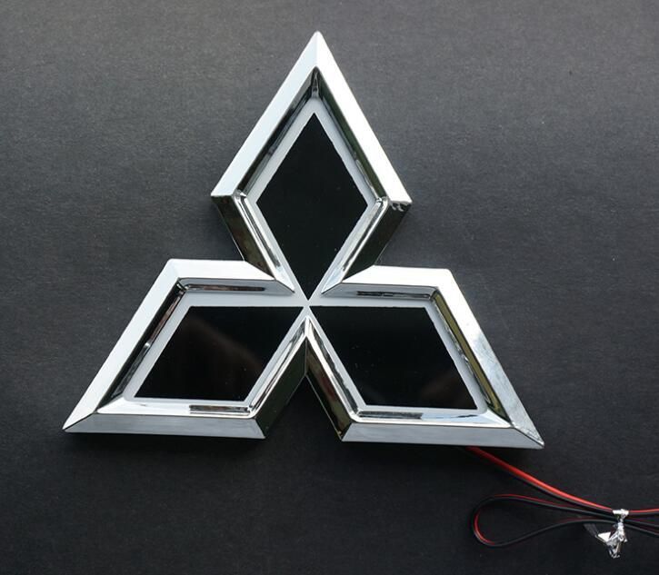 新品！三菱 Mitsubishi 5D LEDエンブレム 交換式 7.6cm X 8.7cm