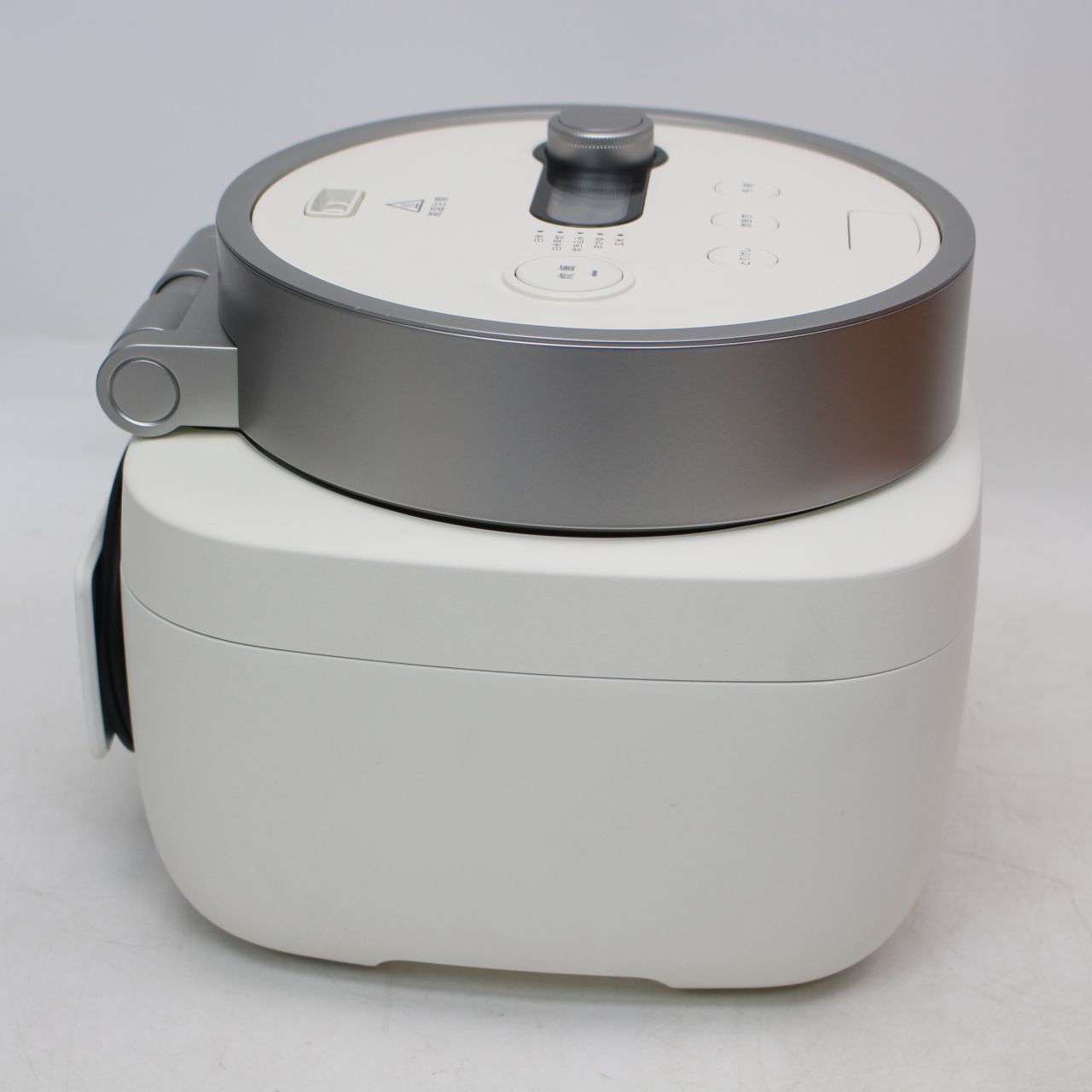 BALMUDA The Gohan 2022年製　ホワイト　炊飯器 BALMUDA The Gohan 2022年製 ホワイト 炊飯器