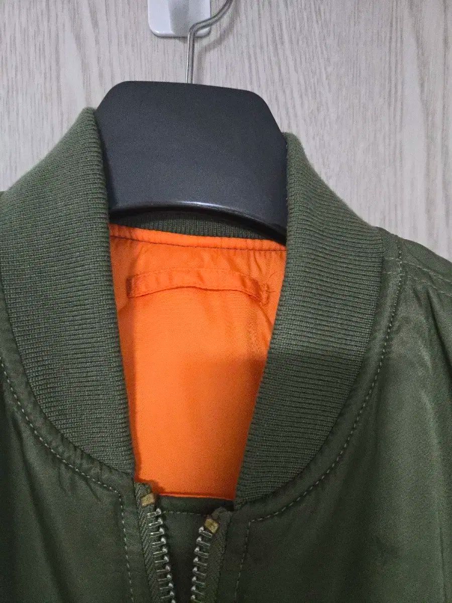 レギュラーフィット