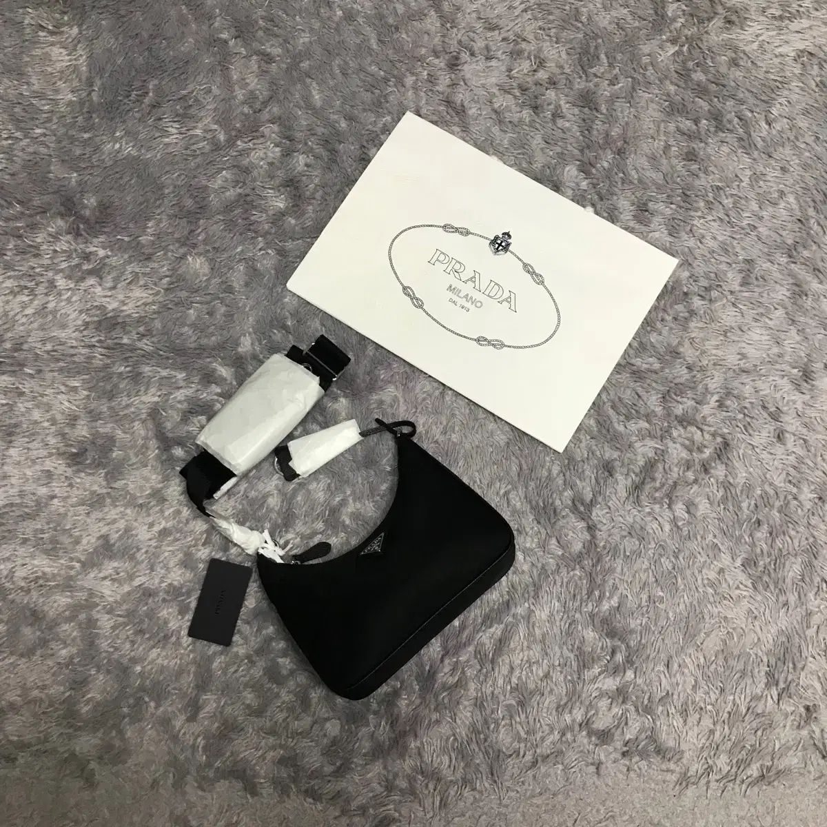 PRADA プラダ 1bh204 テスート チェーン ストラップ クロスバッグ ブラック