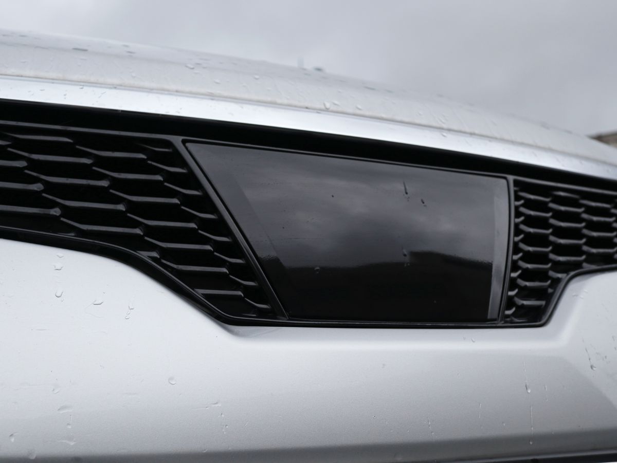 Tint+カット済エンブレム スモークフィルム(ブラックスモーク 5％)130マークX GRX130/GRX133/GRX135 後期