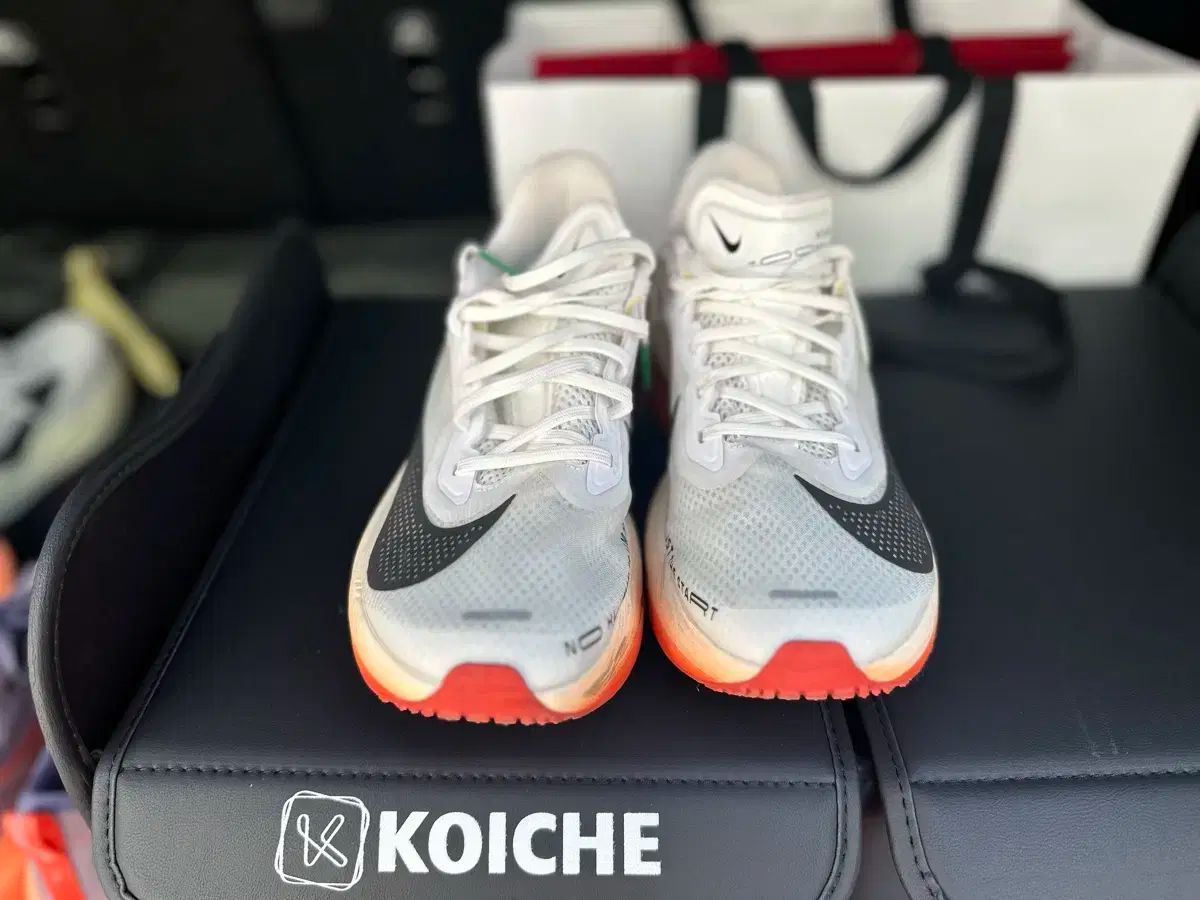 NIKE ナイキ