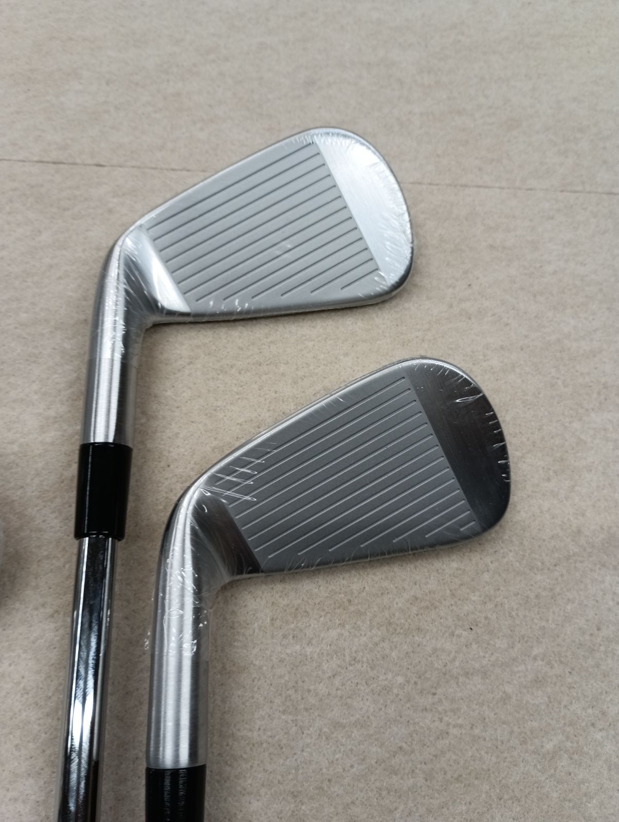 新品）テーラーメイド 2024 P770 アイアン 5本セット (＃6～9，PW